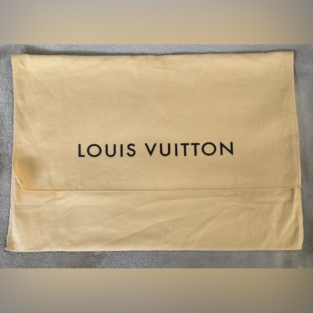 Authentic Louis Vuitton Soft Yellow Dust Bag, EUC!